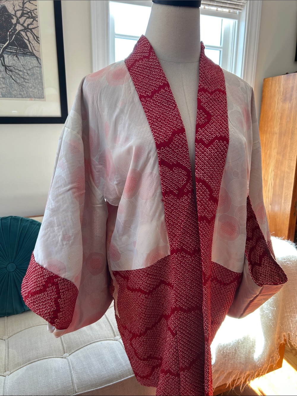 Stunning Vintage Silk Haori Kimono Jacket – Crimson & White Kanoko Shibori - Picture 13 of 14